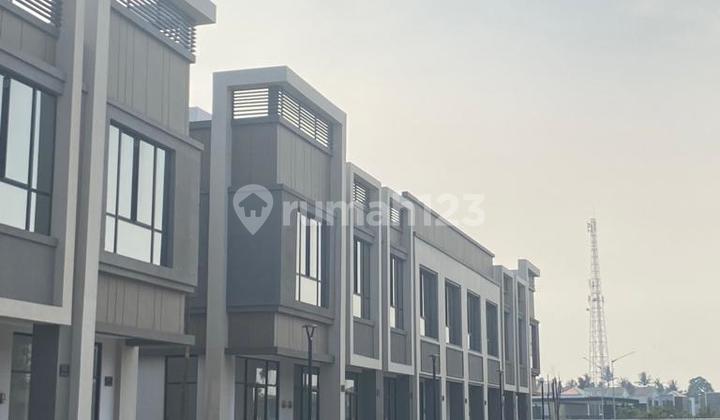 Disewakan Murah Ruko Milenial Pik 2 Uk 4.5X12 2 Lantai Harga 65 Juta/Thn Siap Huni