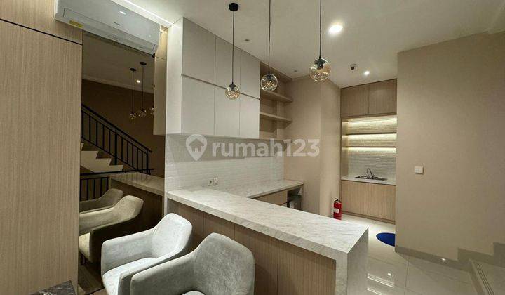 Disewakan Ruko Golf Island Pik Uk 4,5x15 Boulevard Furnished Interior Bagus  2