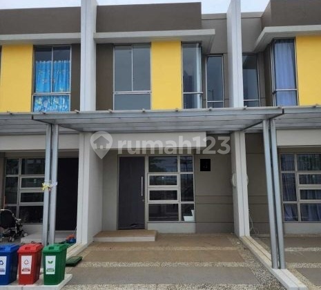 Disewa Termurah Rumah PIK 2 Uk 4,5x10 2 Lantai Kosongan Siap Huni 