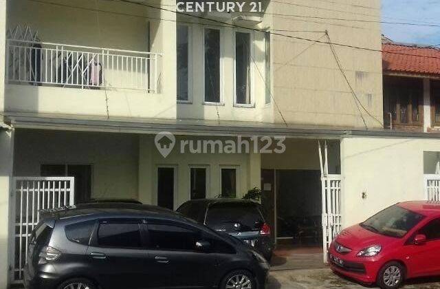 Rumah 2 Lantai Di Pejompongan Jakarta Pusat 1