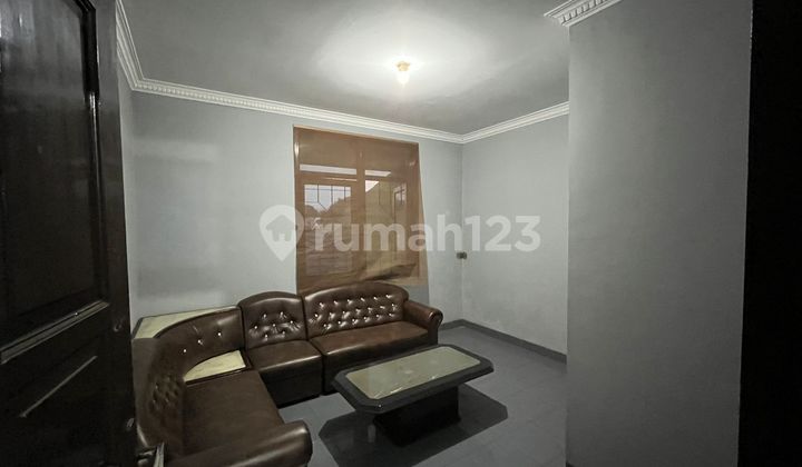 For Rent: 3-Story Shop House Ready to Use, Strategic Location in Sangkuriang, Cimahi