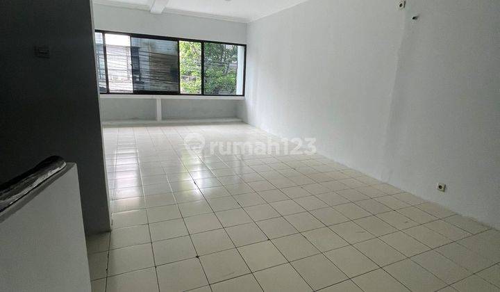 For Rent Ruko di Pungkur 3 Lantai Strategis 2