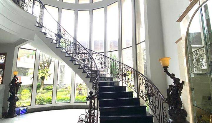 Dijual Rumah Modern Nyaman di Batununggal 1