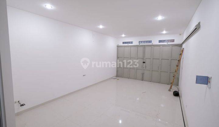 For Rent Ruko Lux di Taman Kopo Indah 1 Strategis 1