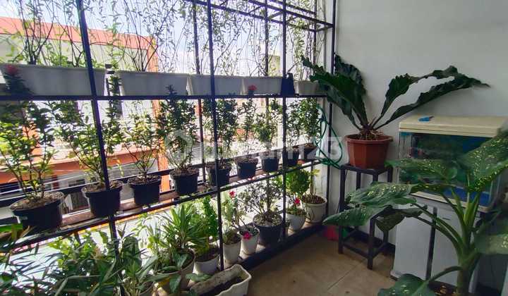 For Sale Minimalist House Strategic Location in Cijerah 2