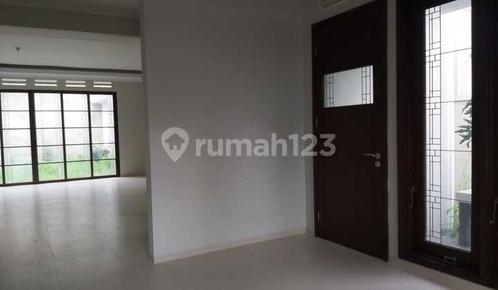 For Rent Rumah Minimalis Modern di Kota Baru Parahyangan