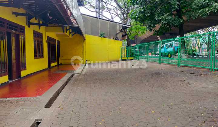 For Rent Rumah Untuk Usaha Dan Kantor di Mainroad Pasteur