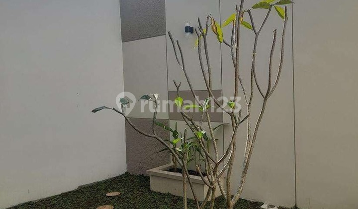 House for Sale New Building in Sayap Batununggal