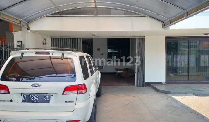 For sale, a beautiful ready-to-use house in Turangga, near Hotel Horizon.