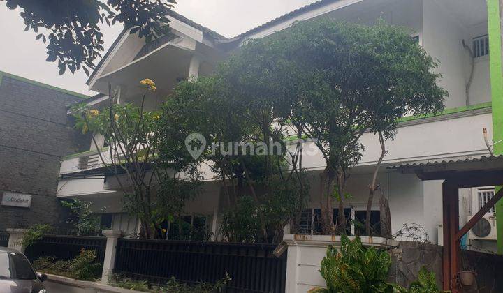Disewa Atau Dijual Rumah Cantik Menarik di Turangga 2 Lantai 1