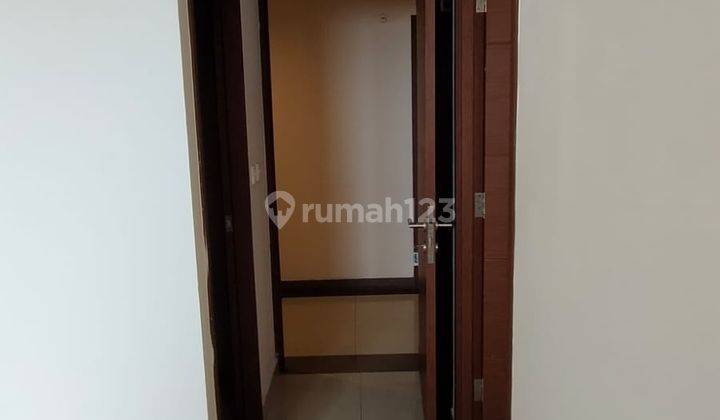 Dijual Apartment 2 Kamar Kosongan View Bagus di Sudirman Suites 2