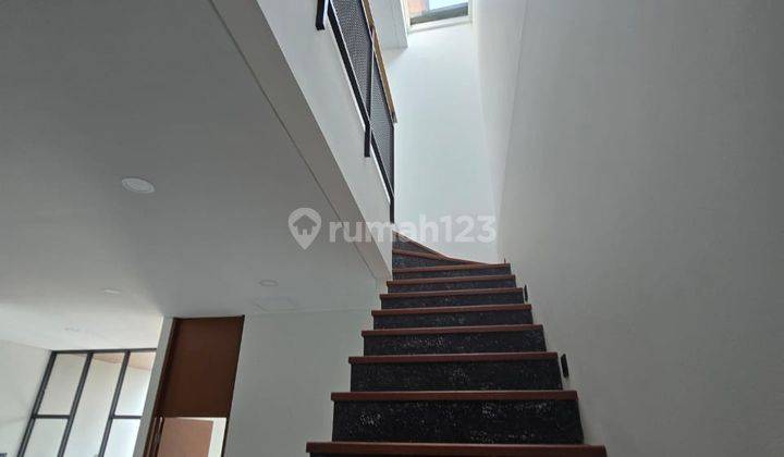 Dijual Rumah Baru Modern Lux 2 Lantai Smarthome di Setra Duta 2