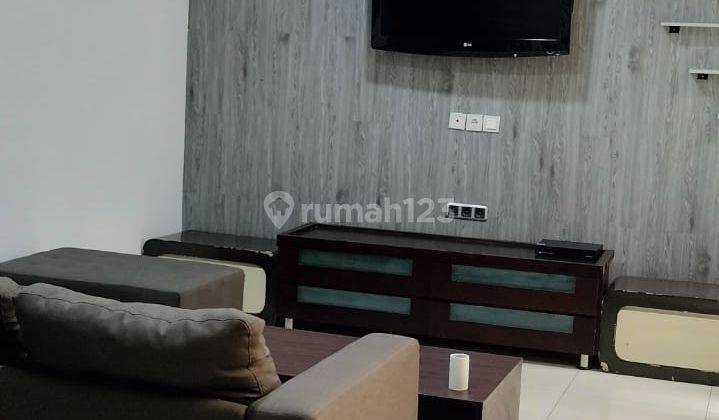 Dijual Turun Harga Rumah 2 Lantai Lux Furnish di Setrasari Tengah 1