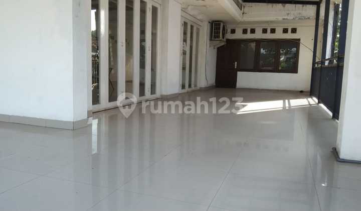 For Rent: 2-Story Commercial Space at Sayap Buah Batu