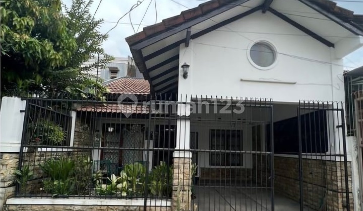 Quick Sale/Mrs. House in Taman Kopo Indah, Bandung. Quick Sale/Mrs. House in Taman Kopo Indah, Bandung.