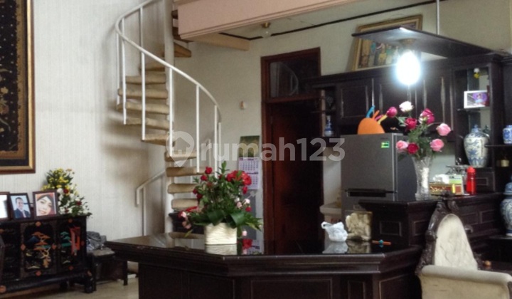 Di Jual.rumah Bersih .terawat Di Komplek Taman Sakura Soeta