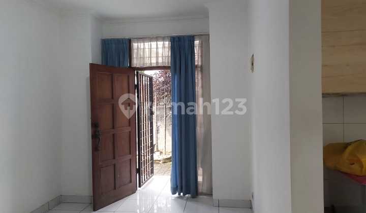 Dijual Rumah Nyaman Terawat Siap Huni di Taman Sakura Indah