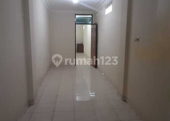 For Rent/ For Sale Shop House on Main Road Suniaraja Bandung City 2