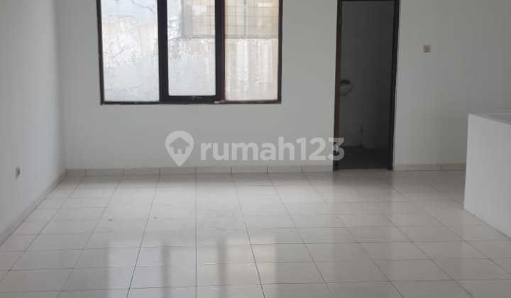 Disewakan Ruko 2 Lantai Bagus Siap Pakai di Batununggal