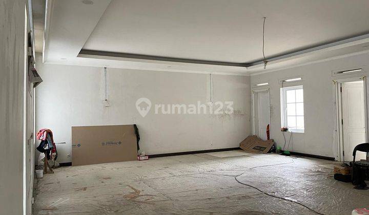 Disewakan Rmah 2 Lantai Cocok Untuk Cafe Resto di Sayap Kosambi 2
