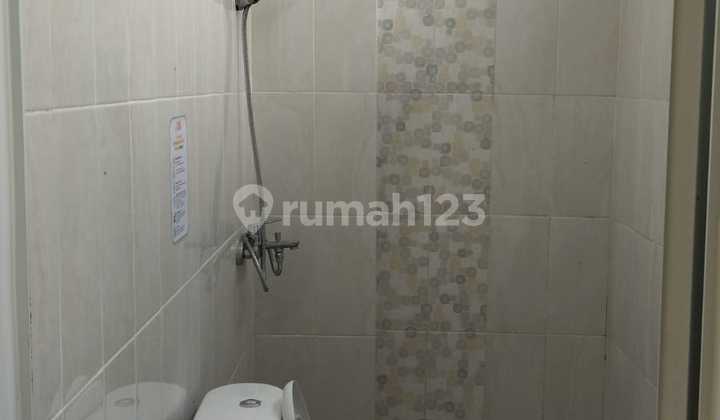 For Rent: Strategic 3-Story Shop House on Main Road Citeureup Cimahi For Rent: Strategic 3-Story Shop House on Main Road Citeureup Cimahi