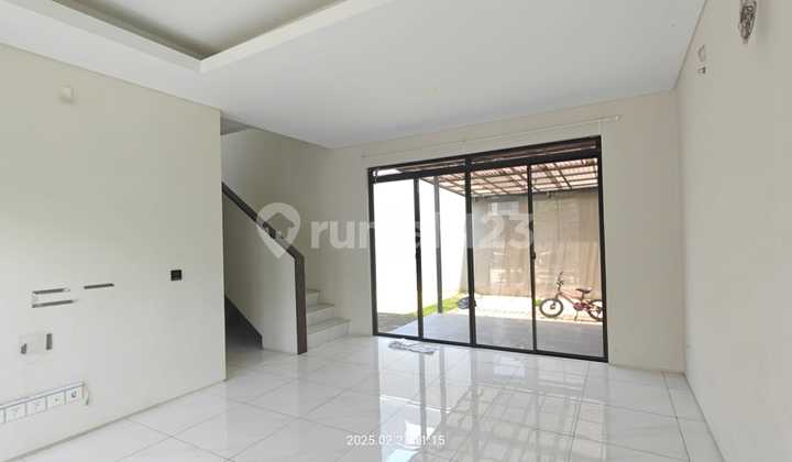 Dijual Rumah Bagus 2 Lantai Siap Huni di Tarubhawana Kota Baru