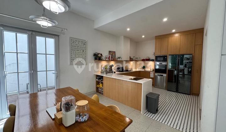 Di Jual Cepat Rumah Bagus Nyaman di Turangga Bdg