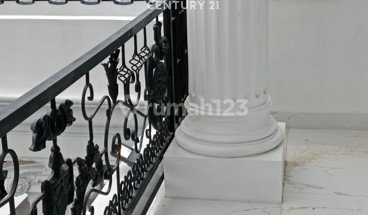 Rumah Mewah Siap Huni 2 Lantai di Megapolitan Cinere Vc14596 2
