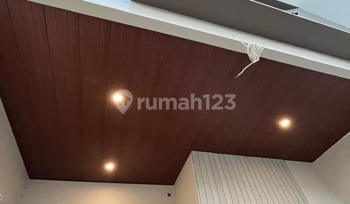 Nice House SHM Ready to Live Flood-Free in Rawamangun, East Jakarta 2