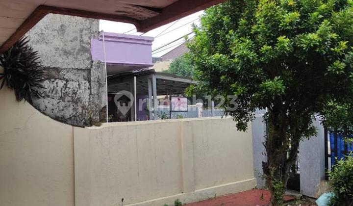 Rumah Zona Komersil Cocok untuk Usaha Lokasi Strategis di Pondok Bambu, Jakarta Timur 2