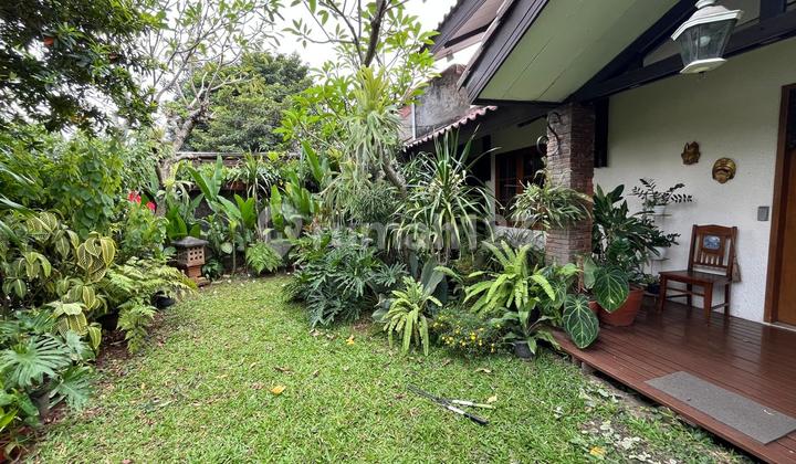Rumah Asri Siap Huni Bebas Banjir di Jalan Mertilang, Petukangan Selatan, Jakarta Selatan