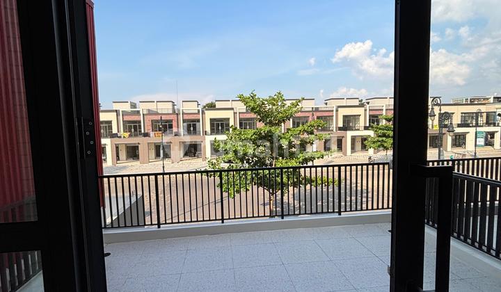 Ruko Gandeng Scientia Garden Summarecon Serpong, Tangerang