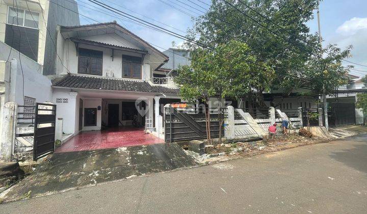 Rumah SHM Unfurnished Lingkungan Asri di Pulomas, Jakarta Timur 1