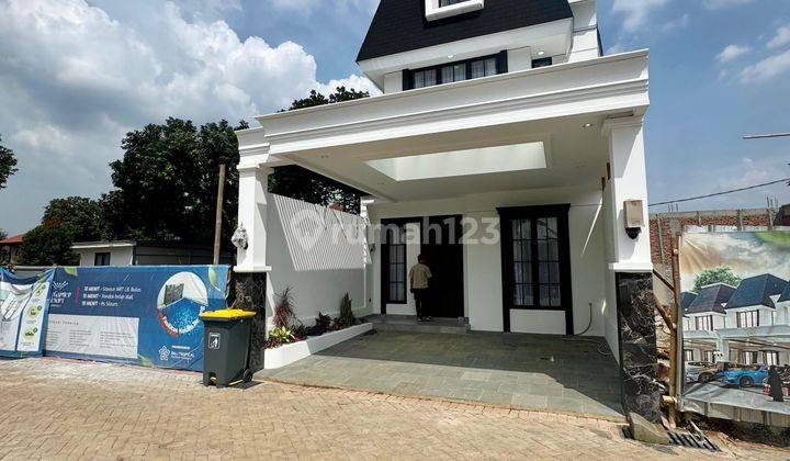 Rumah Baru American Classic Design Dlam Townhouse Lingkungan Nyaman Tenang Dan Aman Bebas Banjir 2