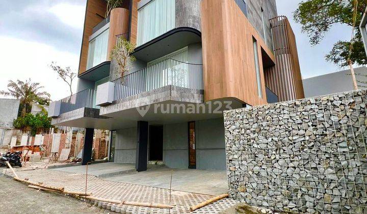 Rumah Baru Design Modern Dlm Townhouse Keamanan 24 Jam Lingkungan Nyaman Dan Tenang Bebas Banjir Dan Strategis 1