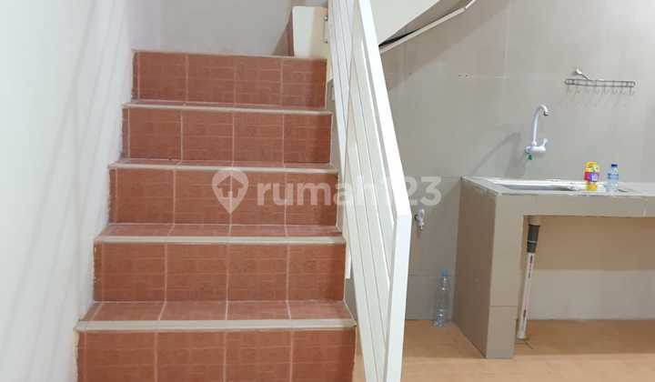 Neat and Newly Repainted House in Sector 8A Gading Serpong 2