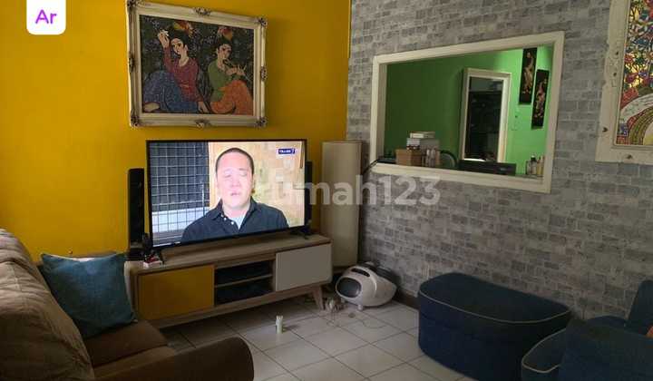 Rumah Bagus Semi Furnished di Bintaro Sektor 1 Jakarta Selatan, Jakarta Selatan