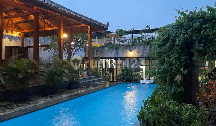 Villa Concept House in Sector 9 Bintaro South Tangerang