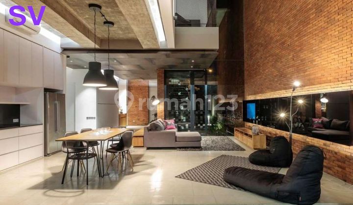 Dijual Rumah Mewah Industrial 3 Lantai Di Pesanggrahan Jakarta Selatan Dijual Rumah Mewah Industrial 3 Lantai Di Pesanggrahan Jakarta Selatan