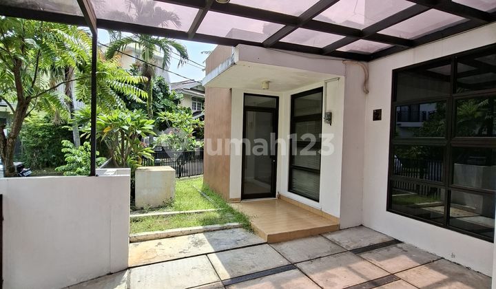 House for Sale in Sector 9 Bintaro Jaya 2