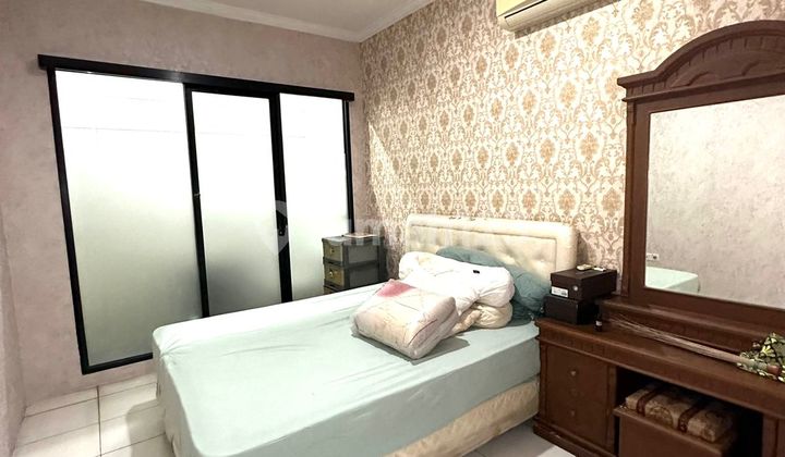 Dijual Rumah Bagus Semi Furnished 2 Lantai di Bintaro Sektor 3 2