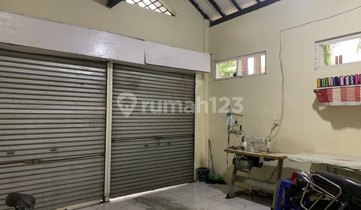 House for sale, strategic location, suitable for business use. 2