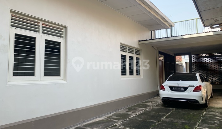 Rumah Dijual Antik Sangat Terawat Rumah Dijual Antik Sangat Terawat