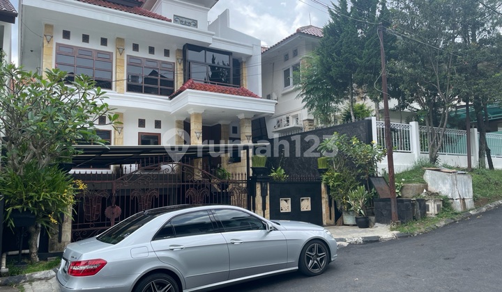 House for Sale Ready to Live In with Pool 2