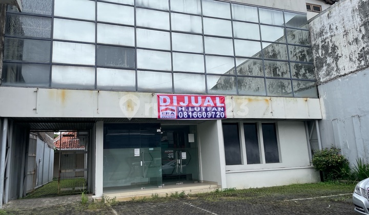 Rare Building For Sale 2