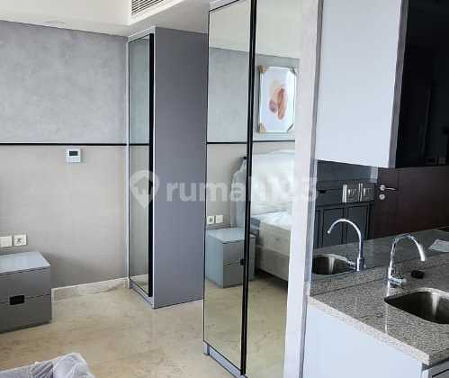 Apartement The Orchard Satrio Ciputra World 2 Studio 2