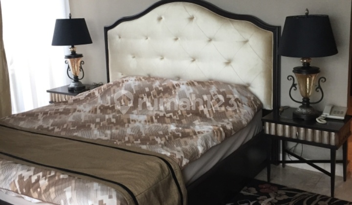 Disewa Apartemen Senayan Residence 3 Kamar Tidur Tower 3 Furnished Bagus, Golf View 1