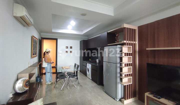 Residence 8 Apartment Furnished 1 BR Modern Furnished Best Location 2