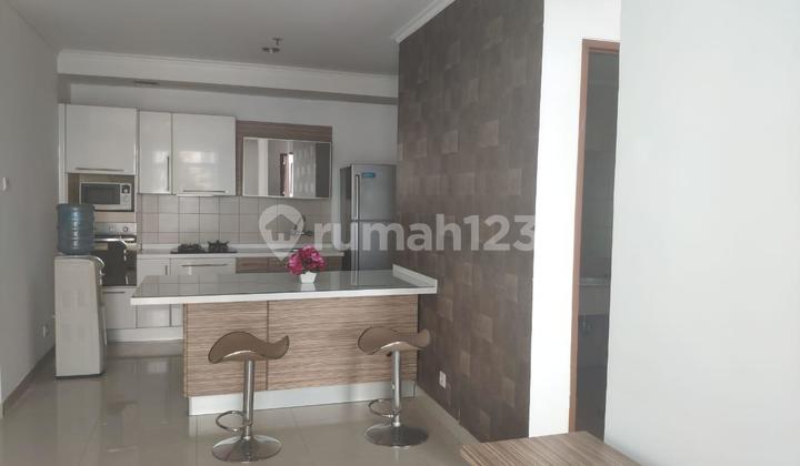 Sewa Apartemen Hamptons Park Full Furnished Siap Huni 2