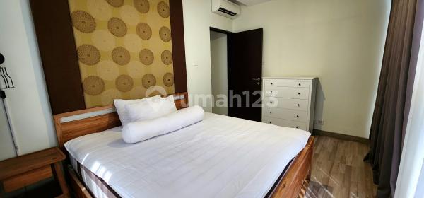 Sewa Apartemen Lexington Residence 2 Bedroom Full Furnished